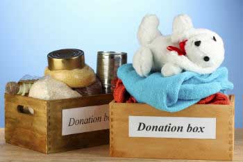 No sólo juguetes, la recogida de alimentos es básica para muchas familias necesitadas