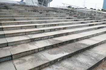 Las barreras arquitectónicas representan enormes obstáculos