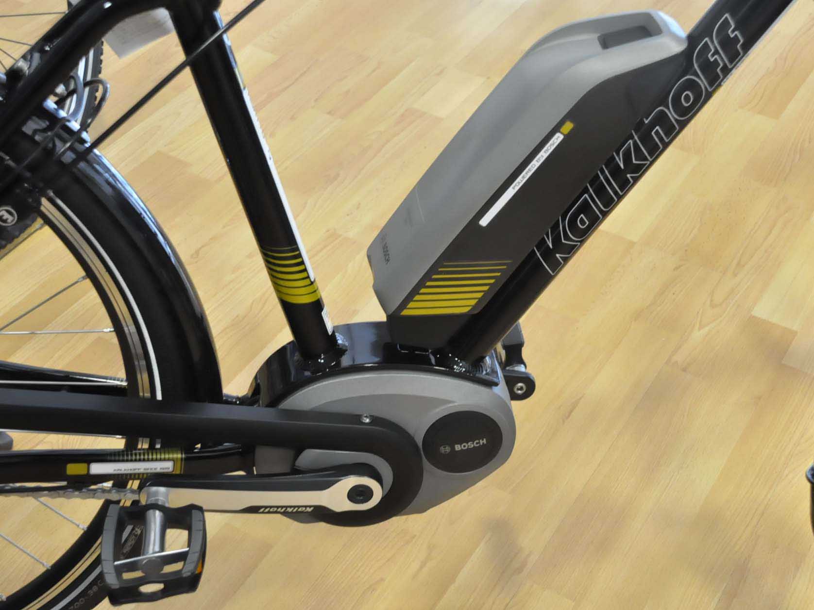 Motor instalado en pedales y batería