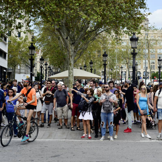 Cómo combatir el sobreturismo